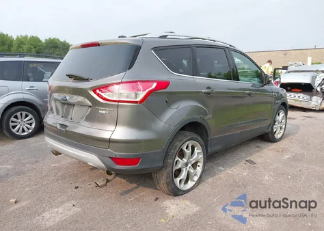 2013 Ford Escape Titanium z USA, uszkodzony, nr VIN 1FMCU9J96DUD74870